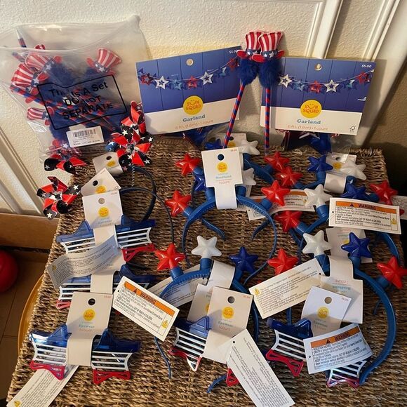 4th of July Party Supplies Light Up Star Headbands Light up Star Glasses Garland - Picture 1 of 12